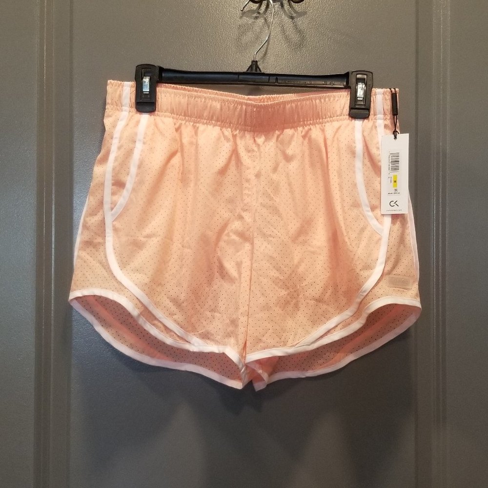 Calvin Klein Shorts - Size M